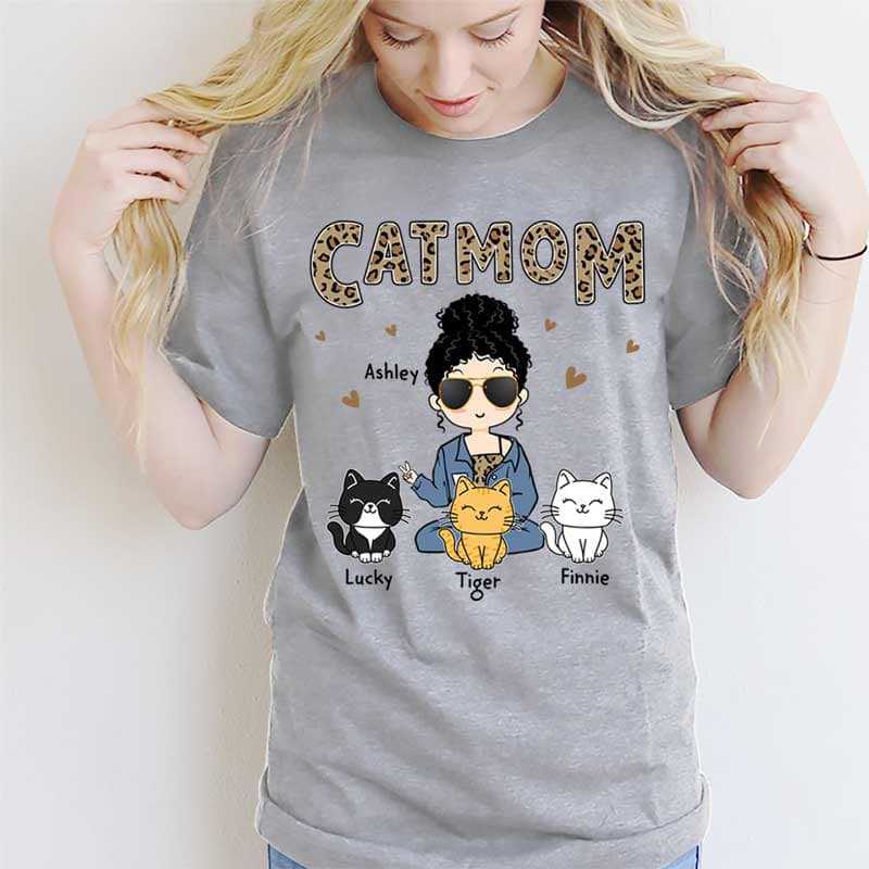 Apparel Cat Mom Chibi Leopard Pattern Personalized Shirt