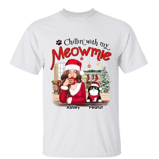 T-Shirt Chillin‘ With Meowmies Cat Mom Personalized Shirt Classic Tee / White Classic Tee / S