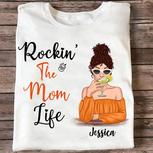 Rockin‘ The Mom Life Cocktail Girl Personalized Shirt