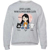 Sweatshirt Just A Girl Who Loves Her Cat Personalized Sweatshirt (Ash)